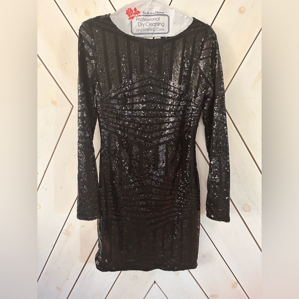 Black Sequin Dress - pink lily boutique Size Med NWT